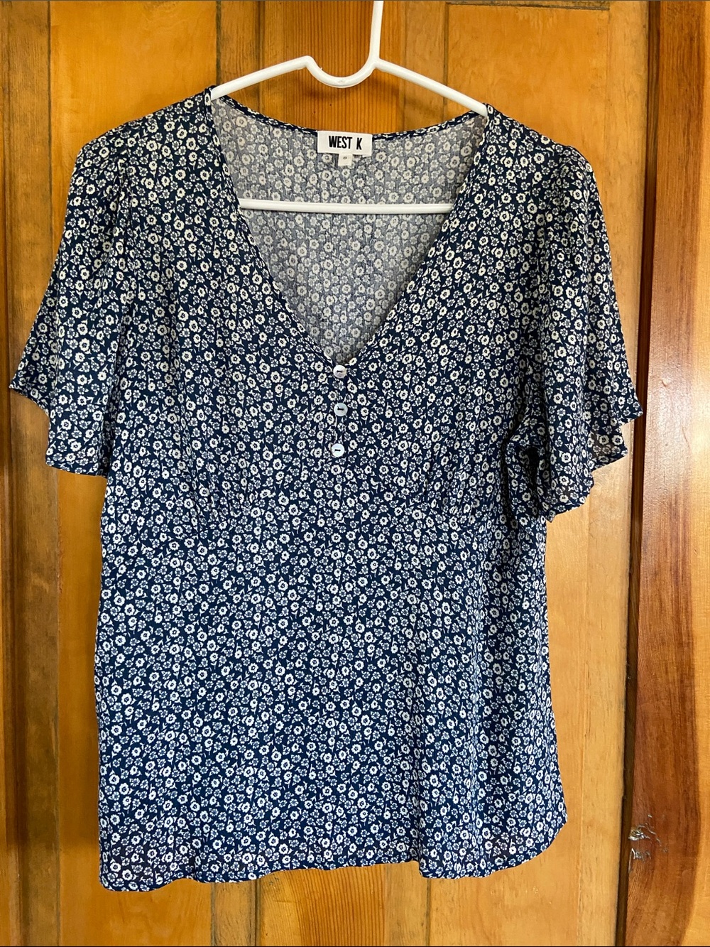 West K Teal Floral V-Neck Button Blouse
